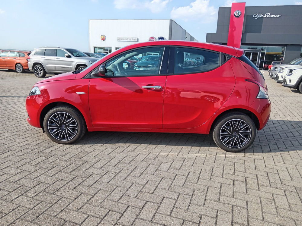 Lancia Ypsilon usata a Alessandria (8)