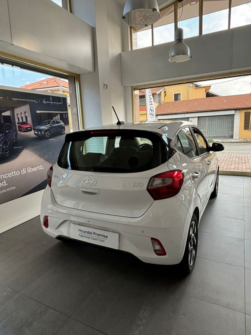 Hyundai i10 nuova a Torino (3)