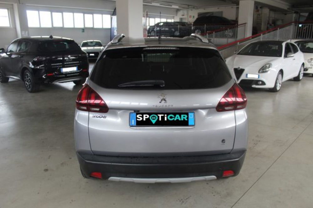 Peugeot 2008 usata a Terni (5)