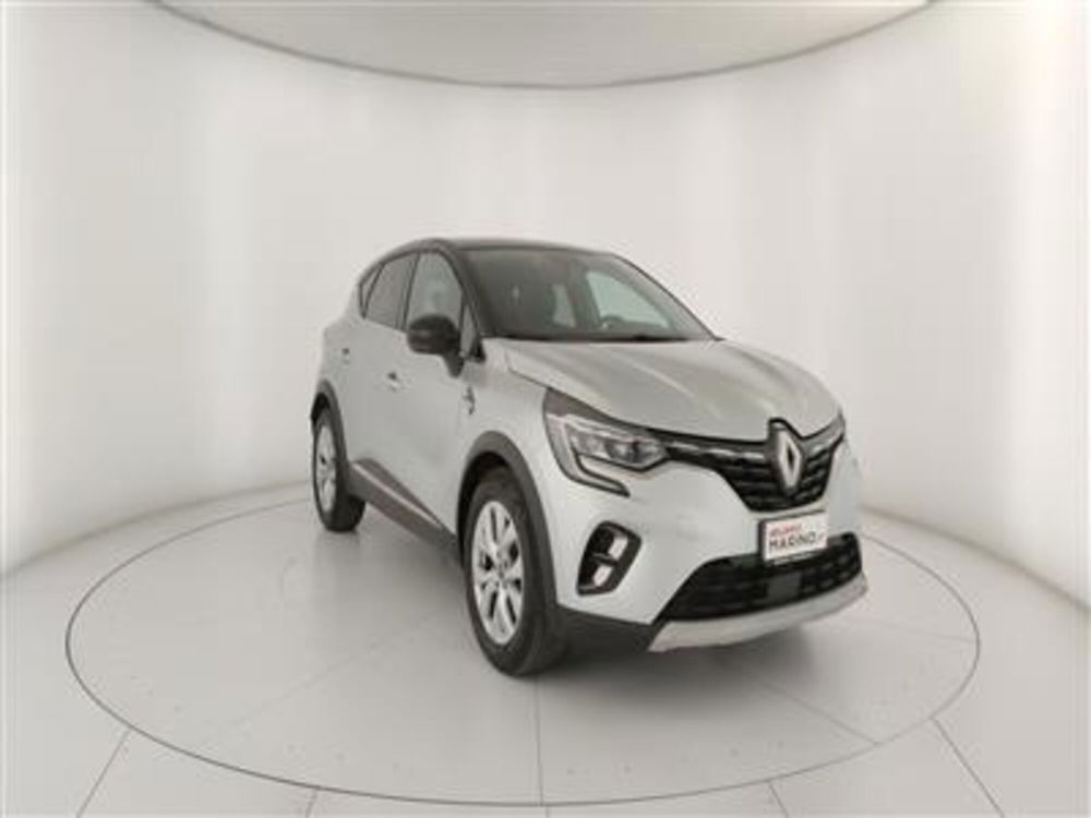 Renault Captur usata a Bari (11)