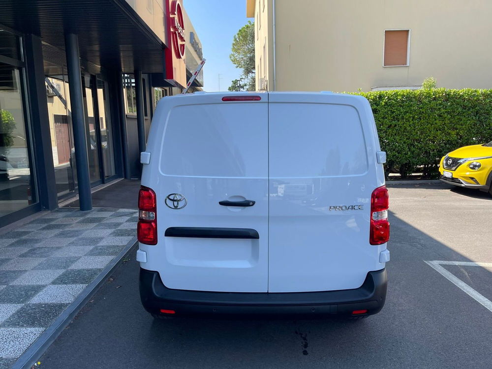 Toyota Proace nuova a Bologna (6)