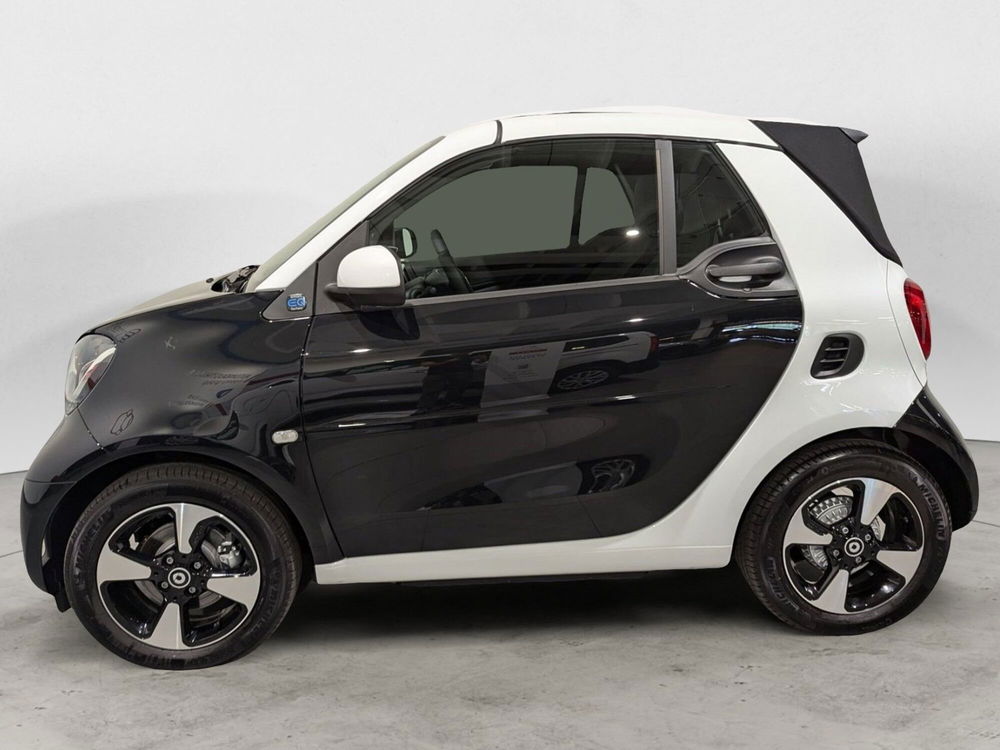 smart Fortwo Cabrio nuova a Trento (5)