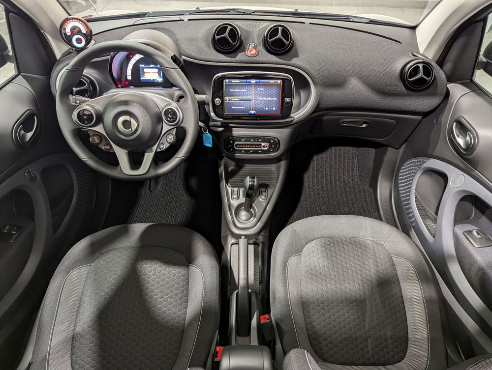 smart Fortwo Cabrio nuova a Trento (8)