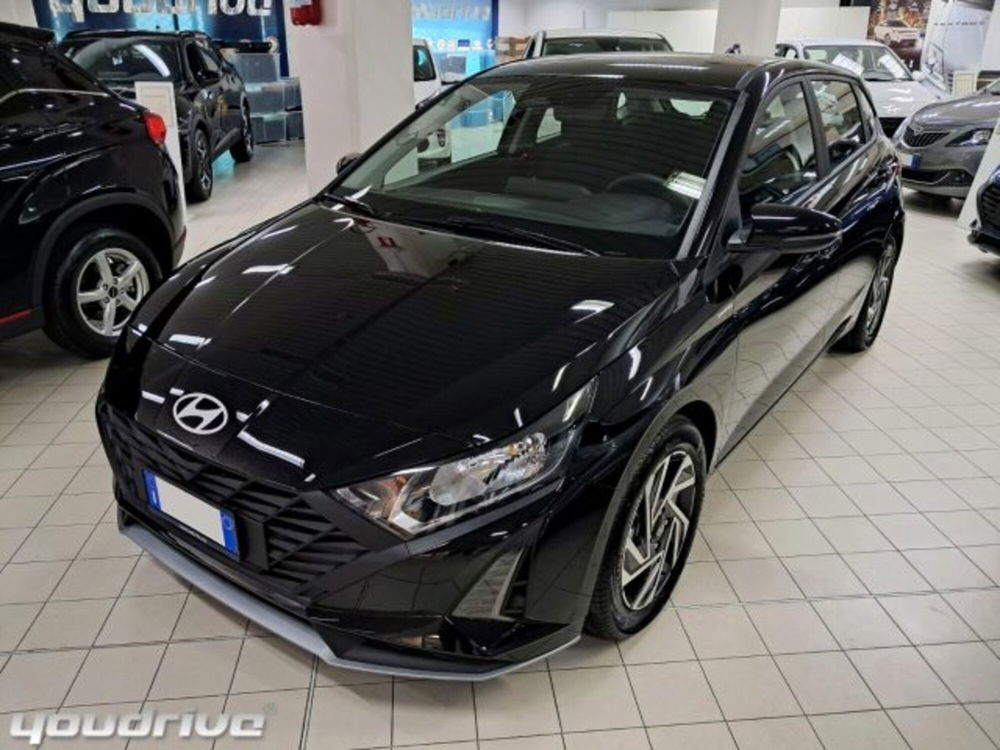 Hyundai i20 nuova a Napoli (2)