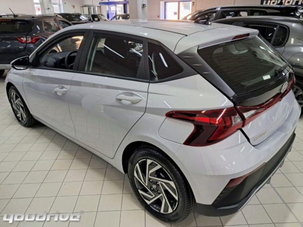 Hyundai i20 nuova a Napoli (3)