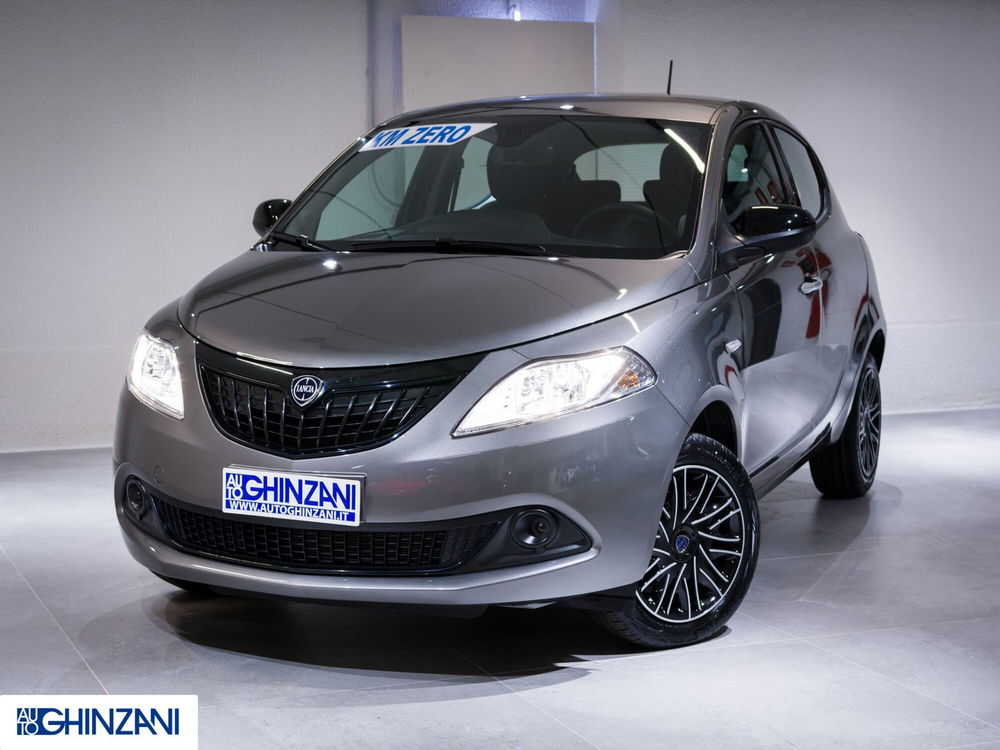 Lancia Ypsilon nuova a Bergamo