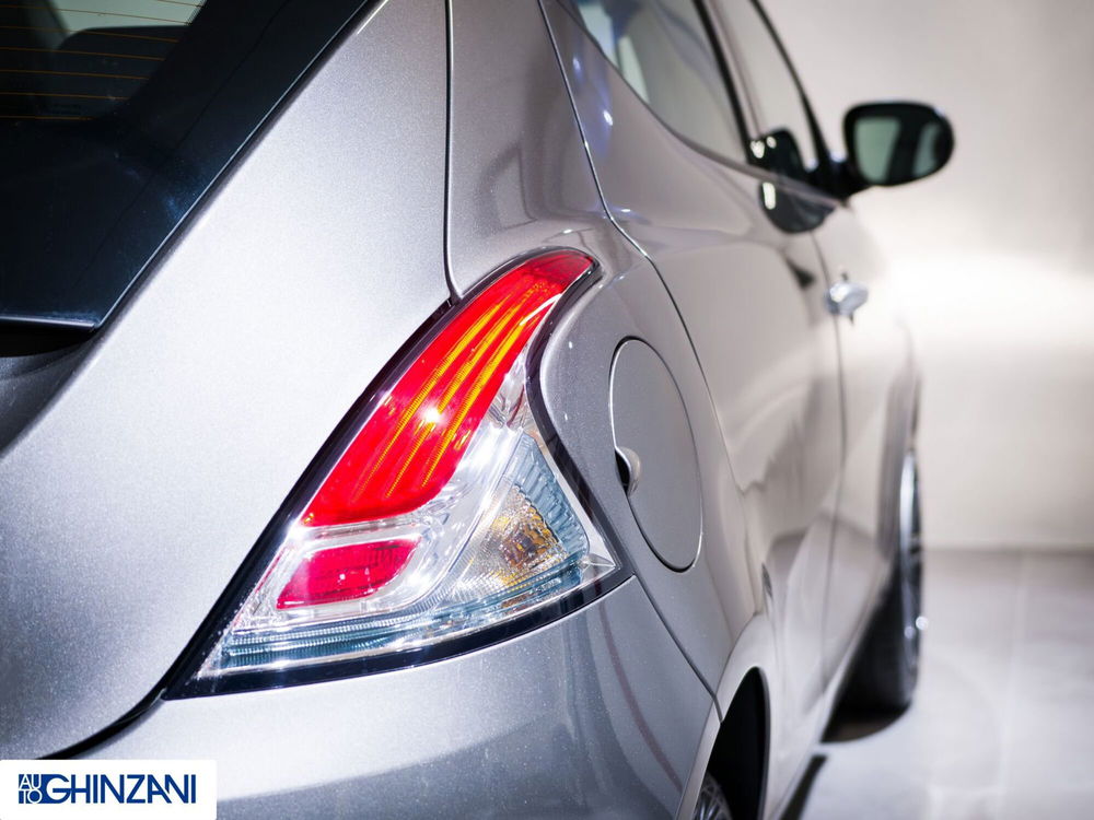 Lancia Ypsilon nuova a Bergamo (17)