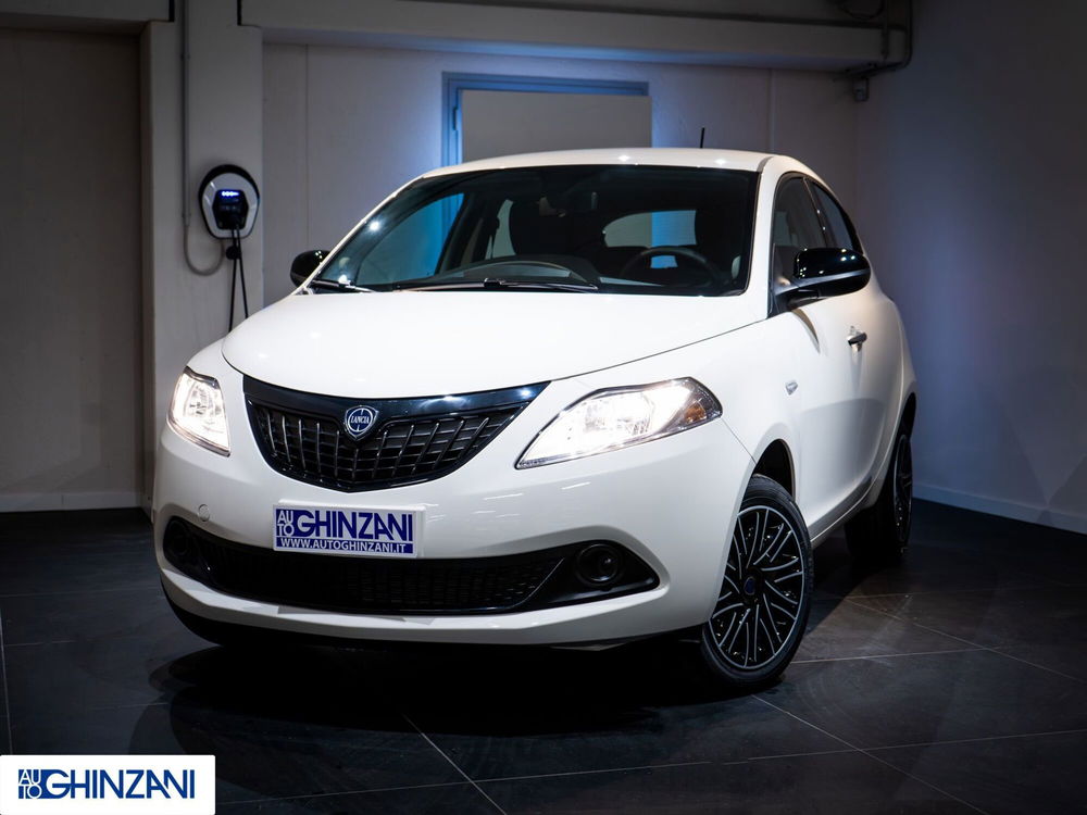 Lancia Ypsilon nuova a Bergamo