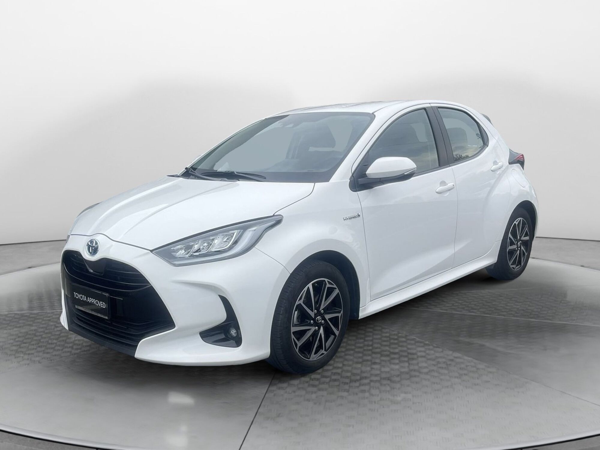 Toyota Yaris 1.5 Hybrid 5 porte Trend del 2021 usata a Imola