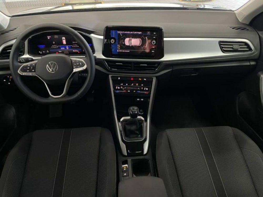 Volkswagen T-Roc nuova a Salerno (7)