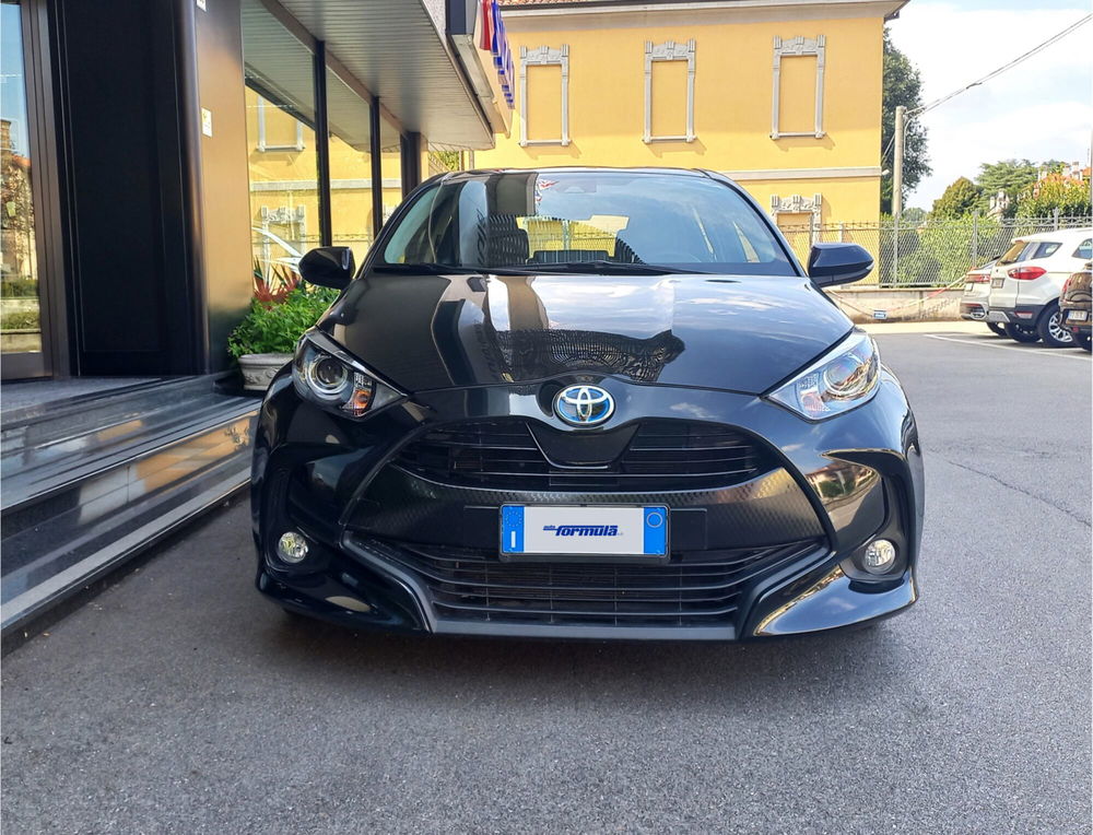 Toyota Yaris usata a Milano (2)