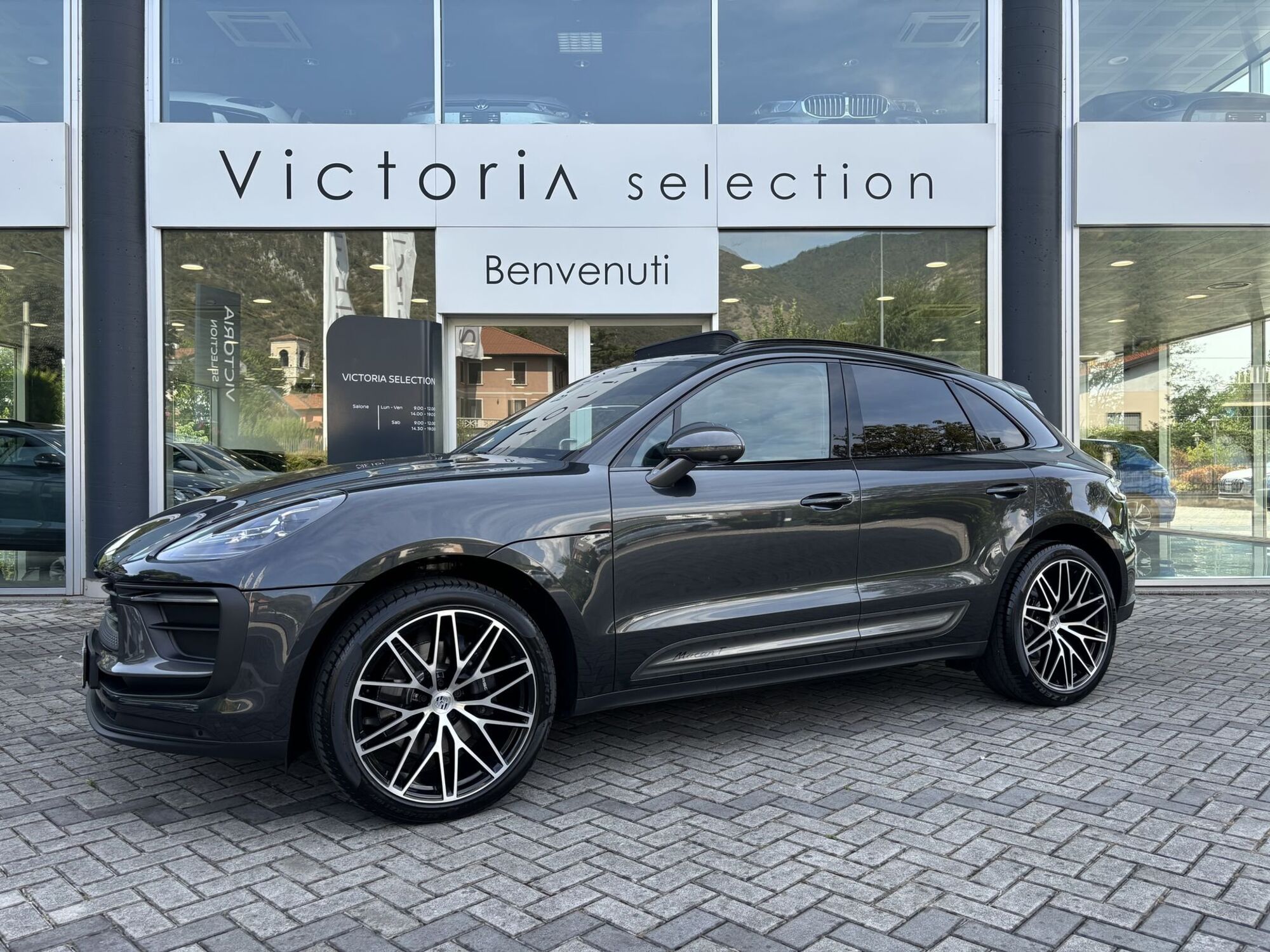 Porsche Macan 2.0 T 265cv pdk del 2024 usata a Brescia