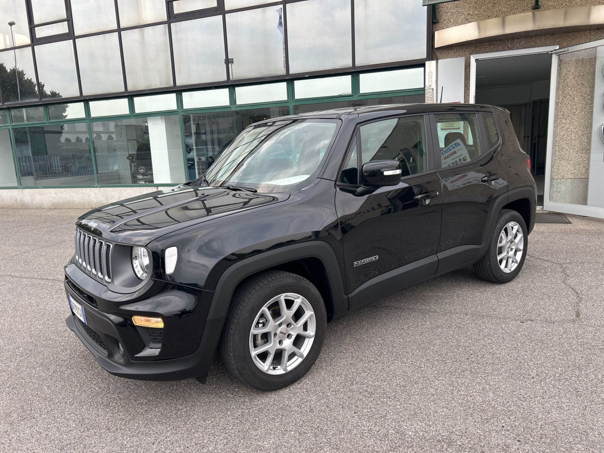 Jeep Renegade 1.0 T3 Limited  del 2023 usata a Verdello