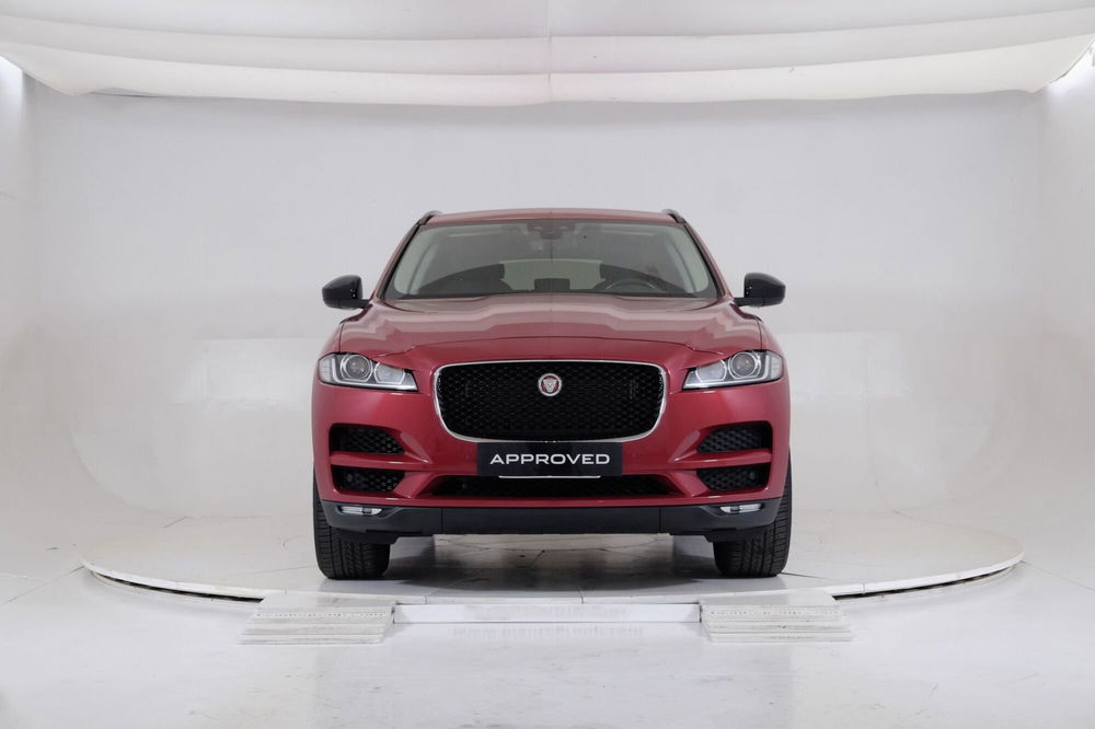 Jaguar F-Pace usata a Torino (8)