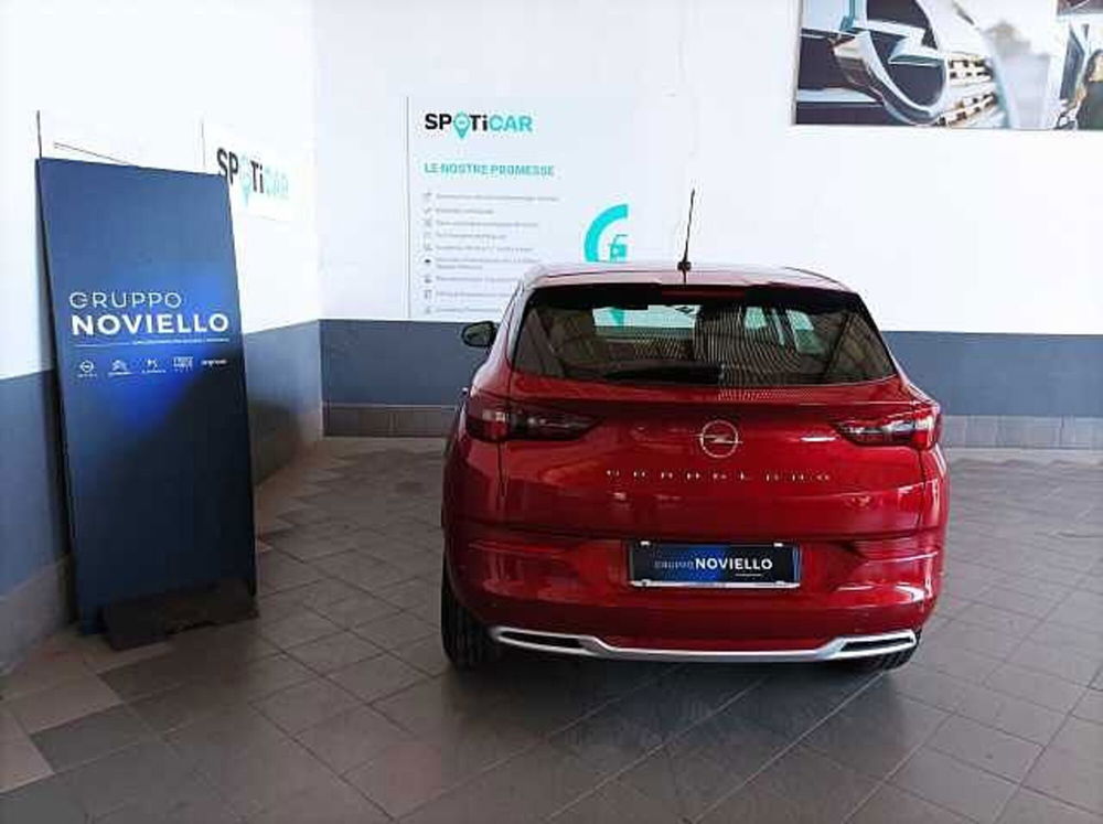 Opel Grandland nuova a Salerno (8)