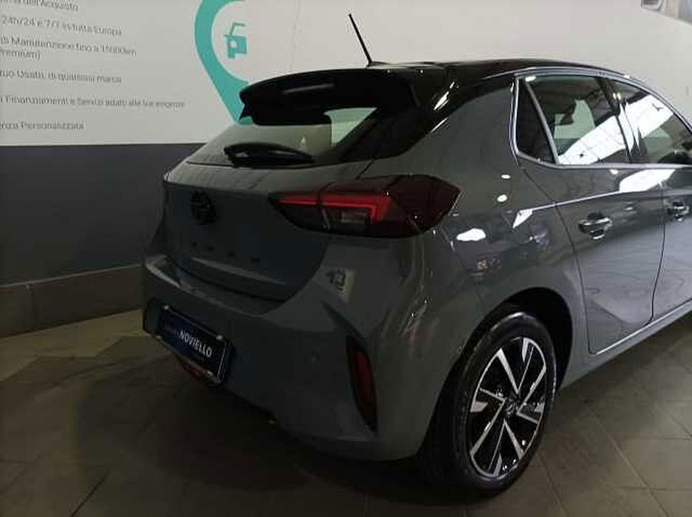 Opel Corsa nuova a Salerno (12)