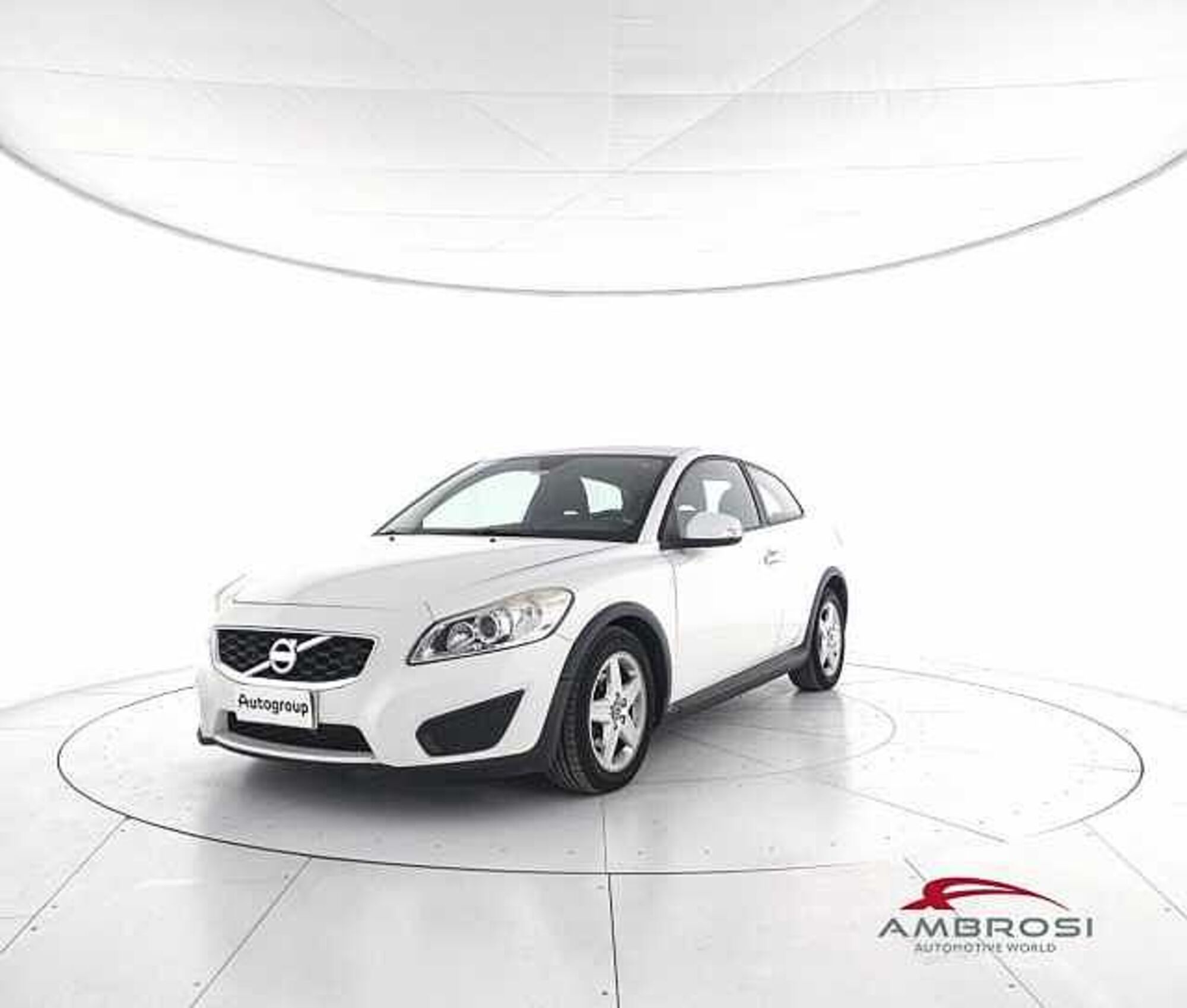 Volvo C30 1.6 D DRIVe Kinetic  del 2010 usata a Viterbo