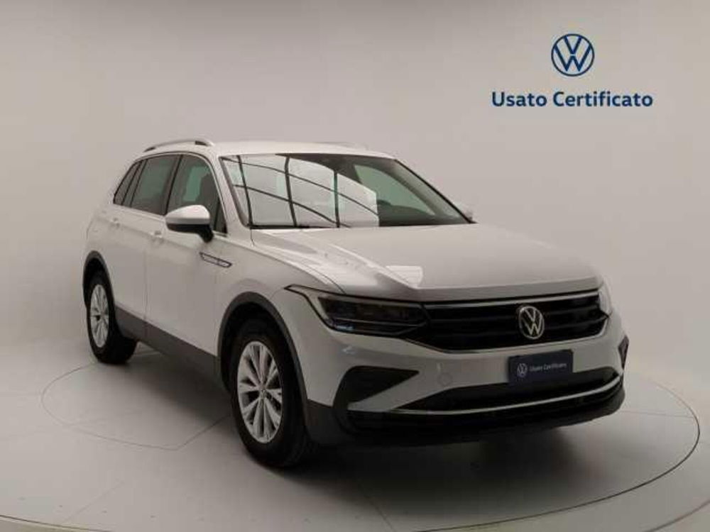 Volkswagen Tiguan usata a Avellino