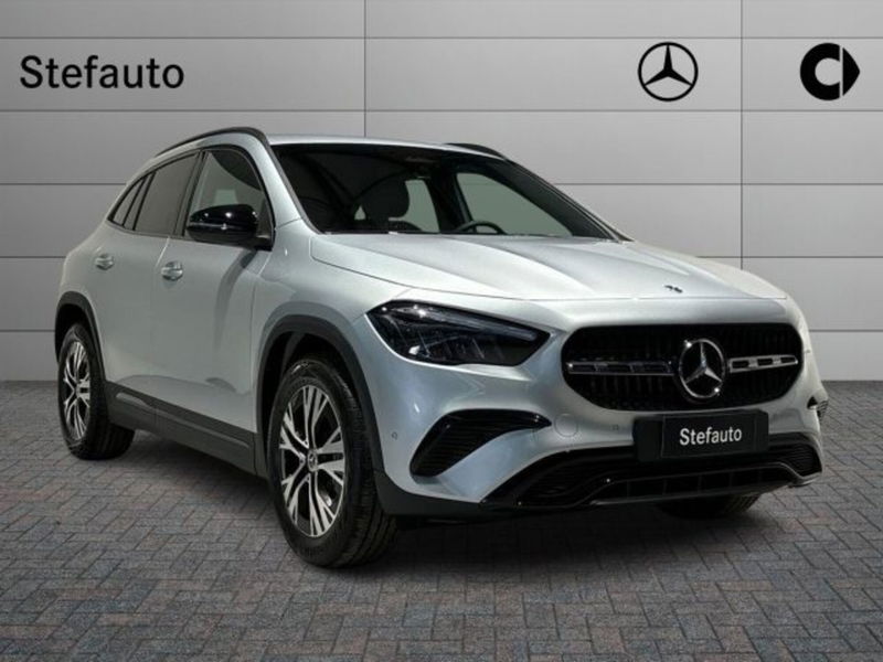 Mercedes-Benz GLA SUV 200 d Progressive Advanced Plus auto nuova a Castel Maggiore