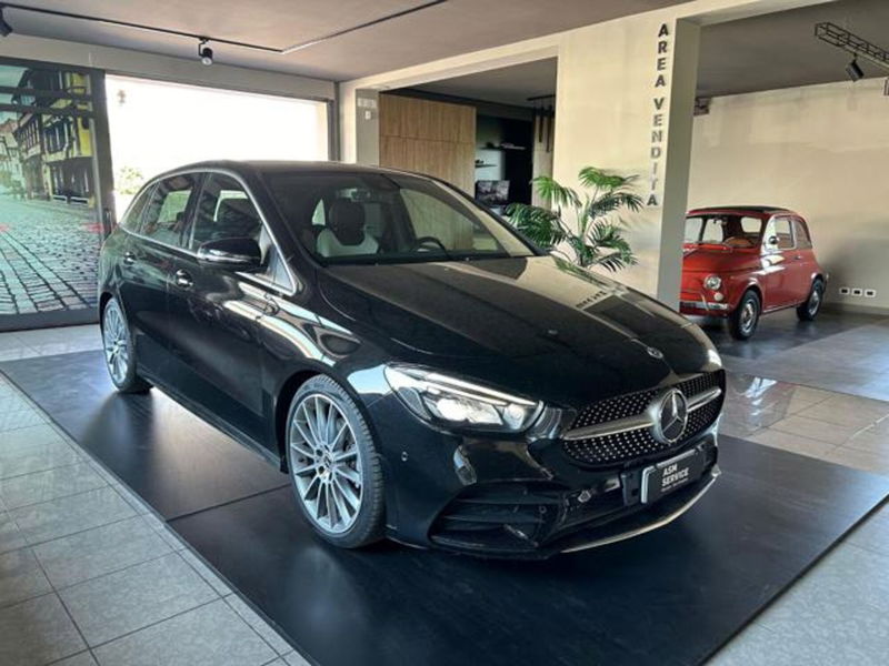 Mercedes-Benz Classe B 180 d Automatic Premium  del 2019 usata a Marigliano