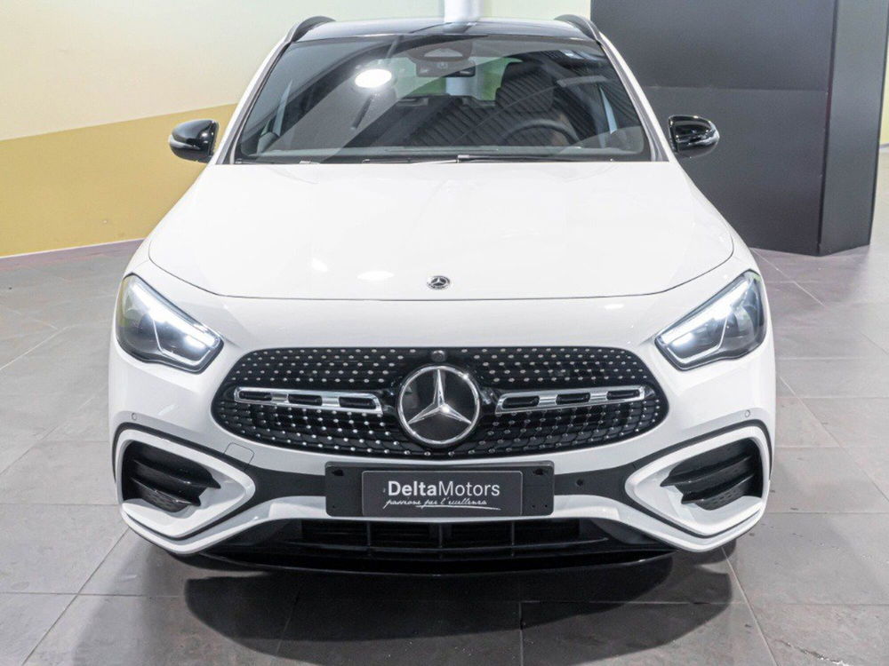 Mercedes-Benz GLA SUV nuova a Ancona (2)