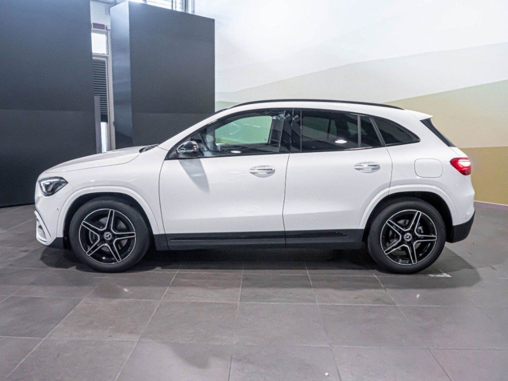 Mercedes-Benz GLA SUV nuova a Ancona (5)