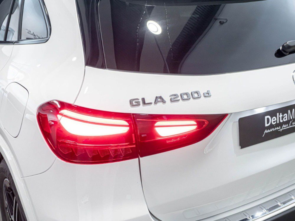 Mercedes-Benz GLA SUV nuova a Ancona (6)