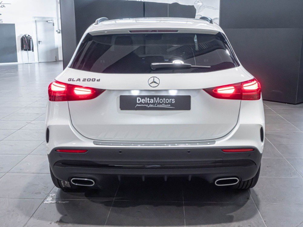 Mercedes-Benz GLA SUV nuova a Ancona (7)