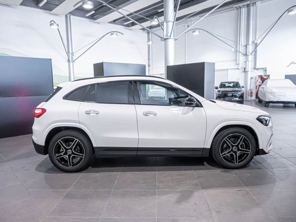 Mercedes-Benz GLA SUV nuova a Ancona (9)