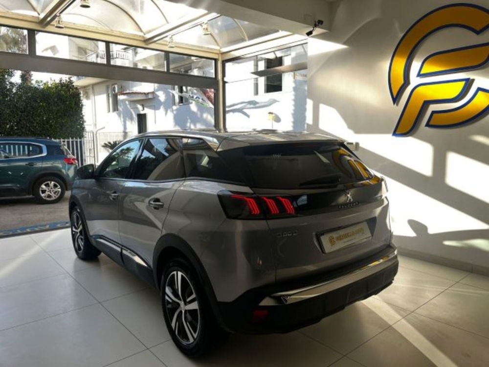 Peugeot 3008 usata a Napoli (18)