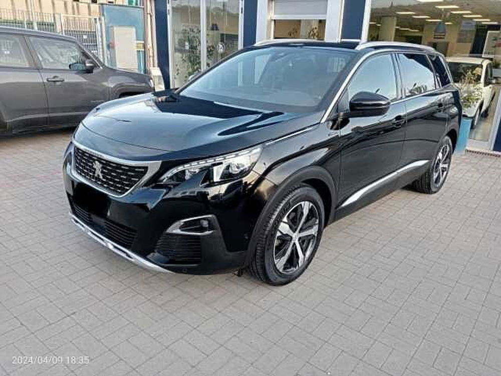 Peugeot 5008 usata a Roma