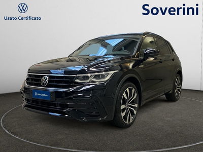 Volkswagen Tiguan 2.0 TDI 150 CV SCR DSG 4MOTION R-Line del 2021 usata a Bologna