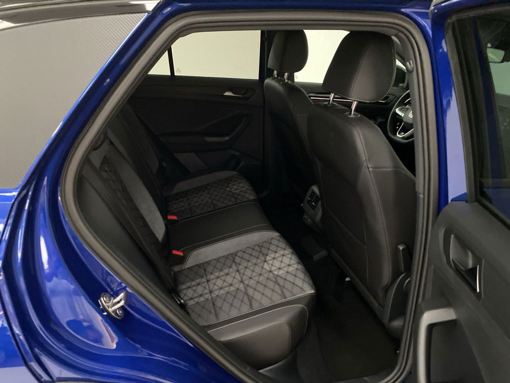 Volkswagen T-Roc nuova a Lodi (7)