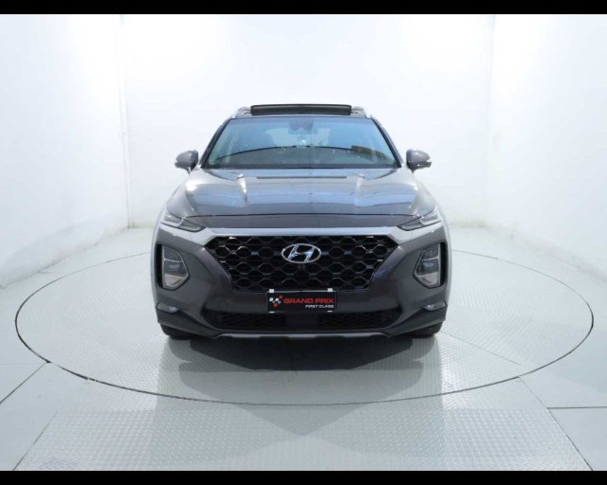 Hyundai Santa Fe 2.2 CRDi 4WD A/T 7 posti Xprime del 2021 usata a Castenaso