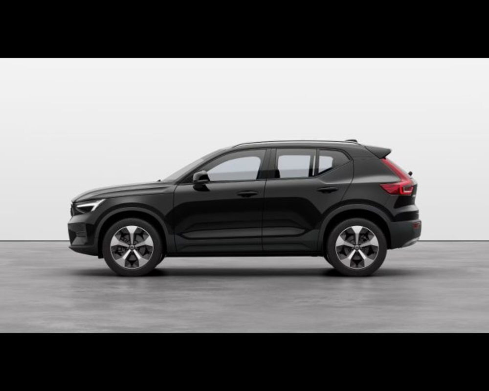 Volvo XC40 nuova a Treviso (2)