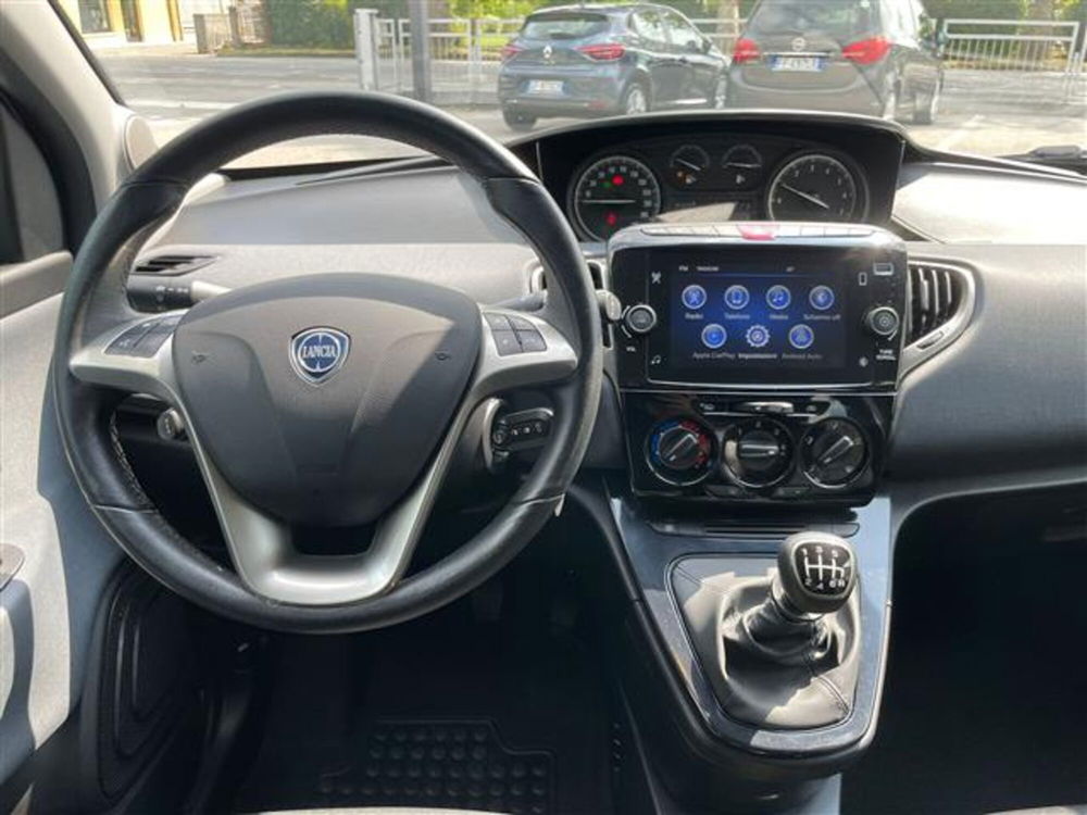 Lancia Ypsilon usata a Treviso (10)