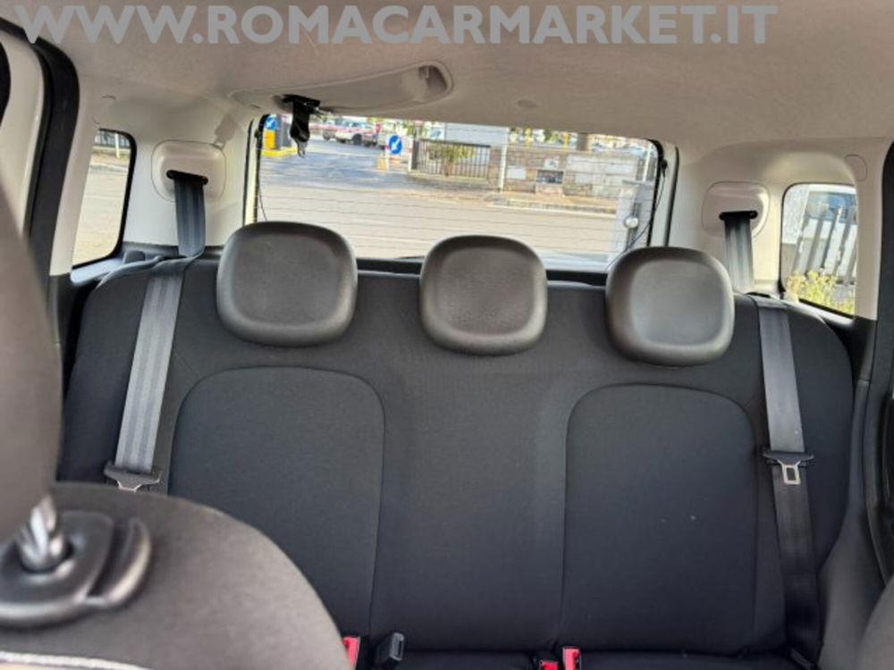 Fiat Panda Cross nuova a Roma (11)