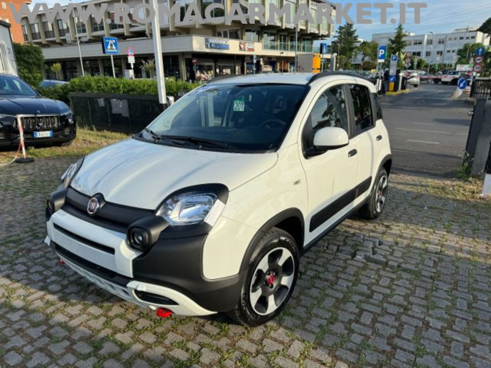 Fiat Panda Cross nuova a Roma (2)