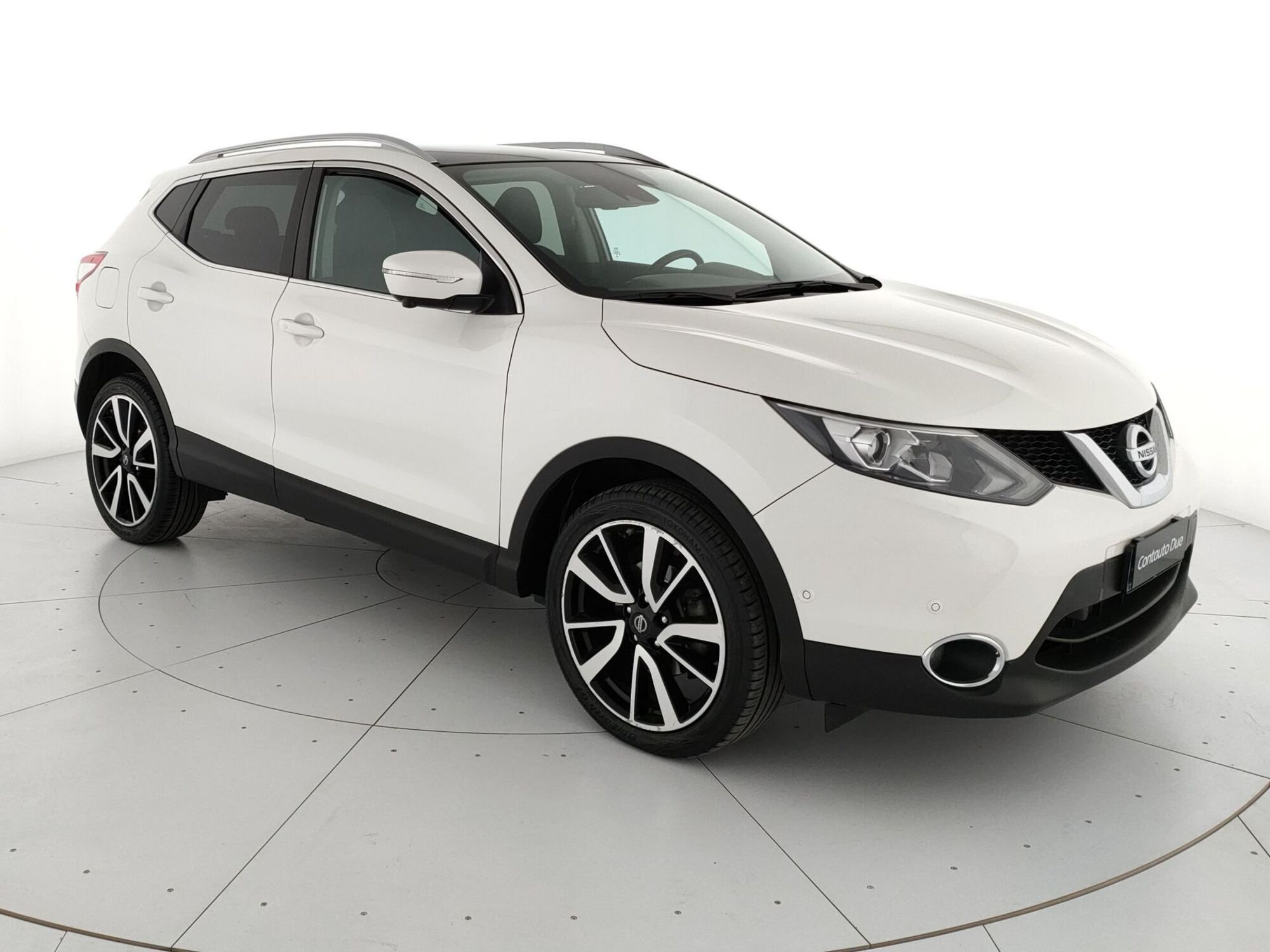 Nissan Qashqai 1.6 dCi 2WD Tekna  del 2014 usata a Teverola