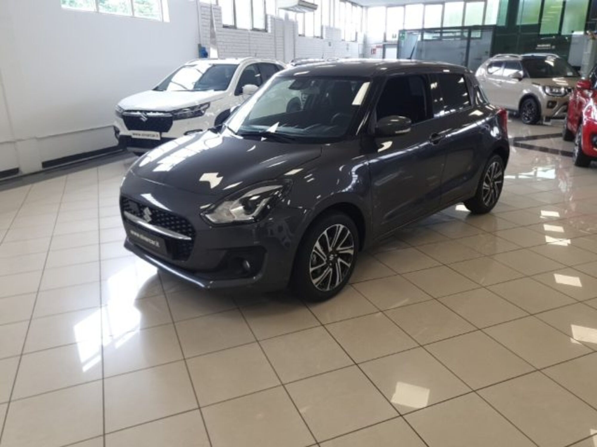 Suzuki Swift 1.2h Top 2wd nuova a Reggio nell&#039;Emilia