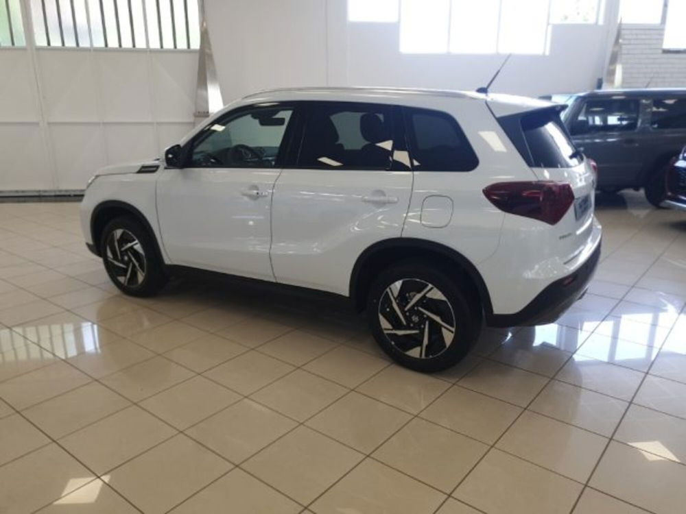 Suzuki Vitara nuova a Reggio Emilia (3)