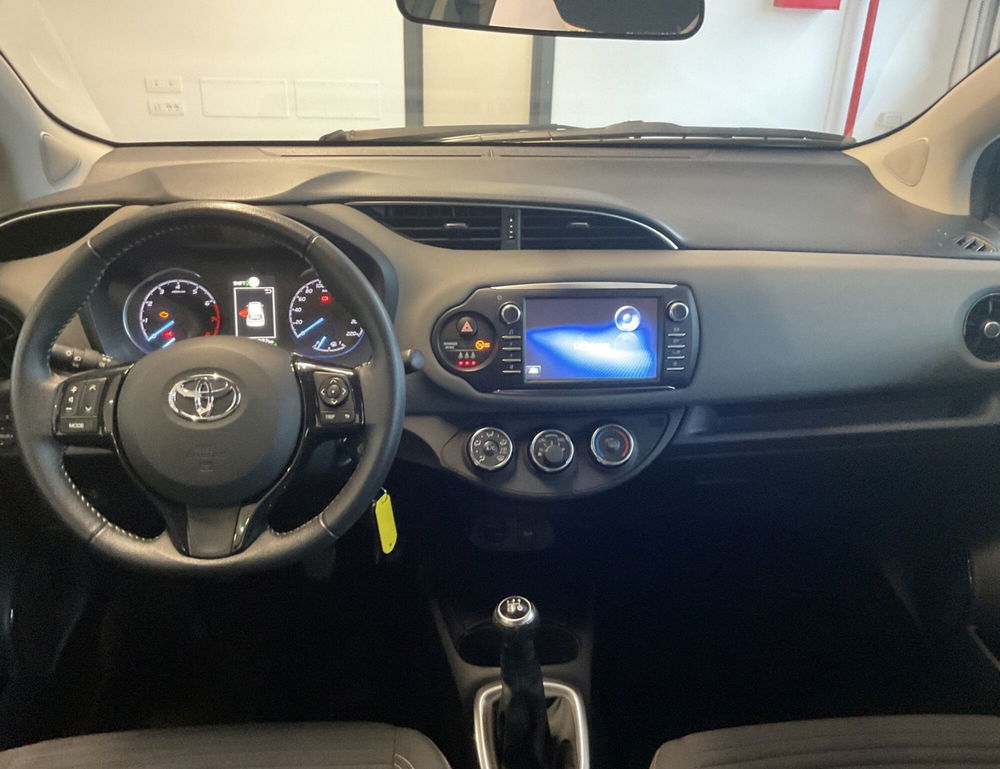 Toyota Yaris usata a Salerno (9)