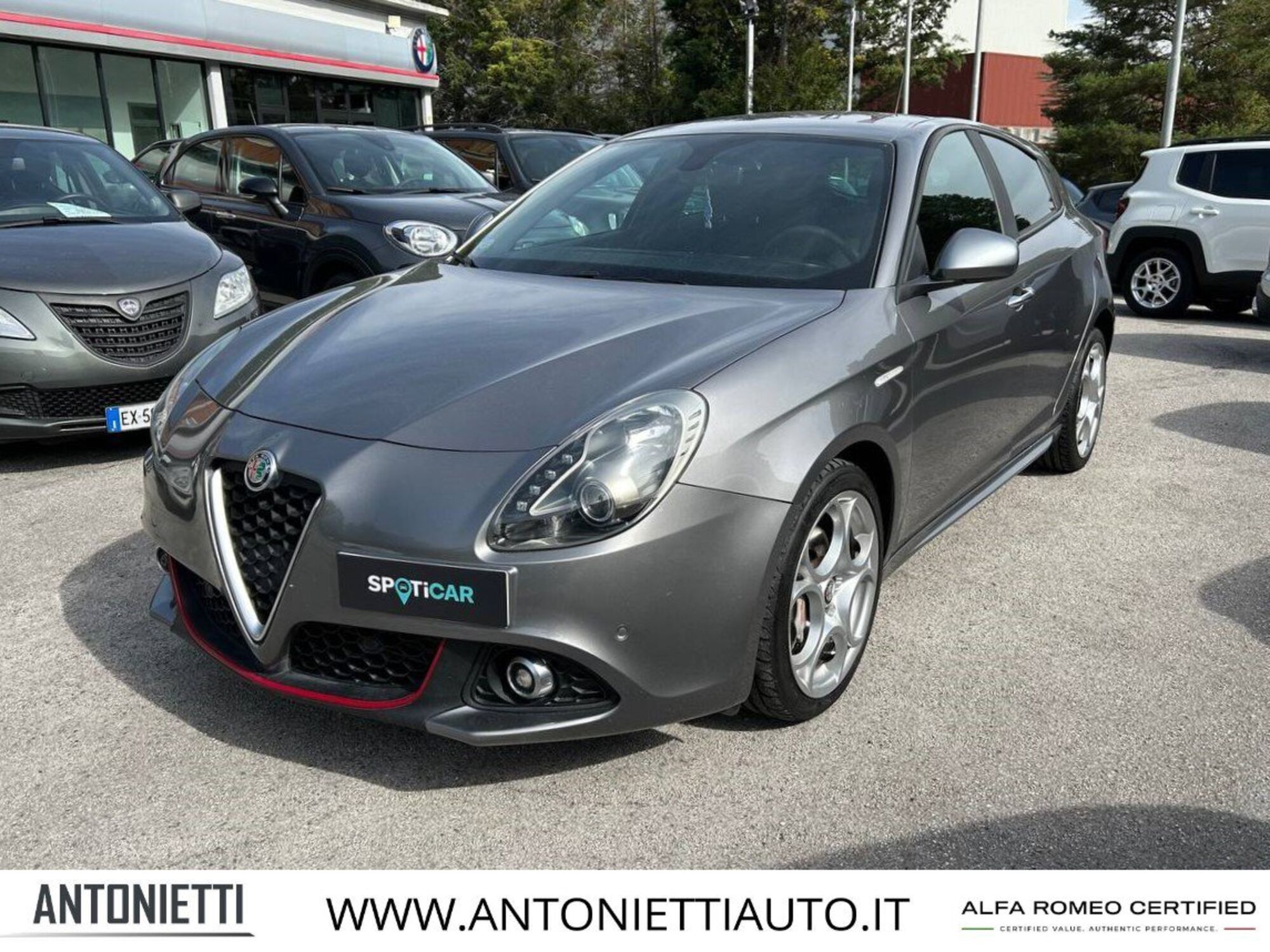 Alfa Romeo Giulietta 1.6 JTDm Sport 120cv tct my18 del 2018 usata a Fabriano