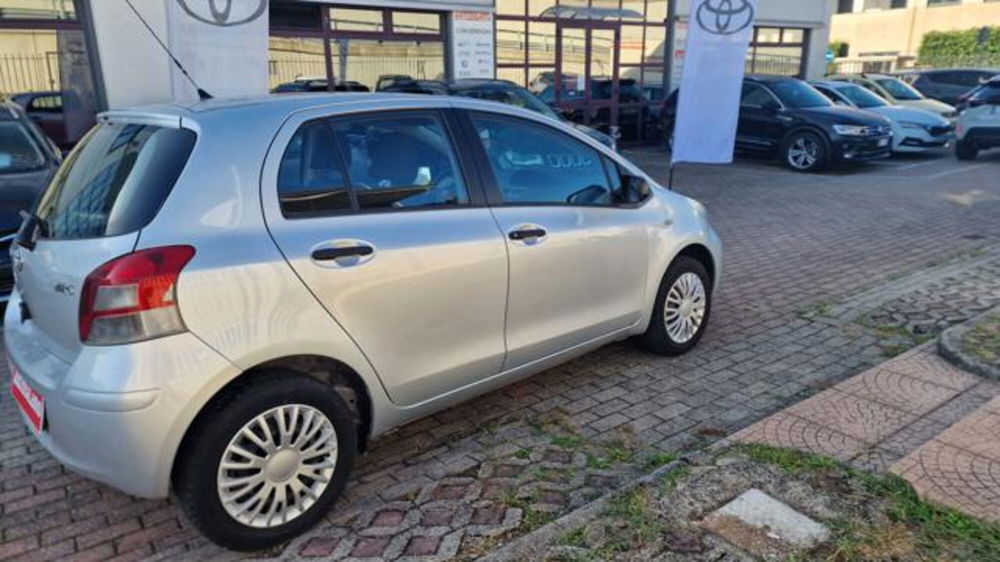 Toyota Yaris usata a Milano (2)