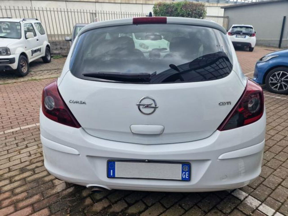 Opel Corsa usata a Milano (12)