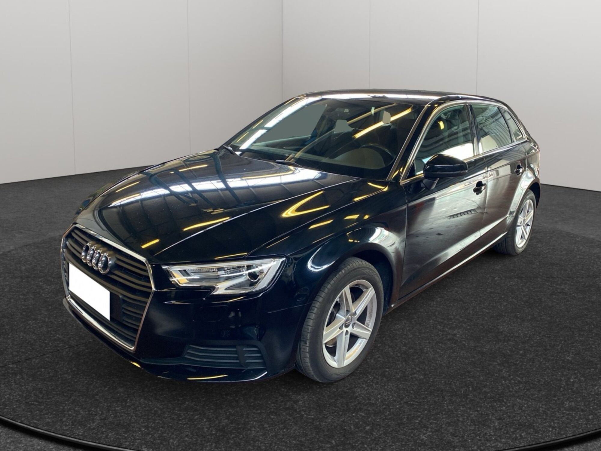 Audi A3 Sportback 1.6 TDI Design del 2017 usata a Pescara