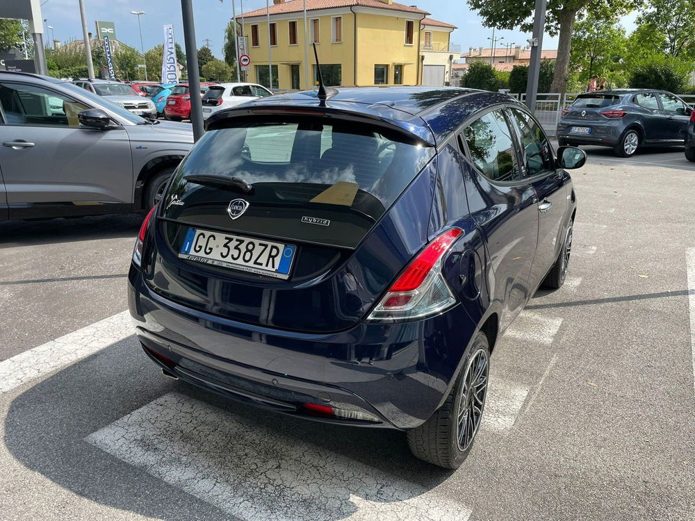 Lancia Ypsilon usata a Treviso (3)