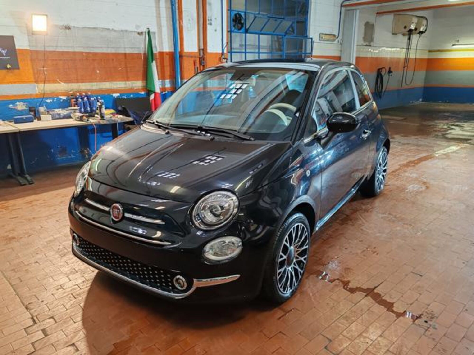 Fiat 500 1.0 hybrid Dolcevita 70cv del 2023 usata a Torino