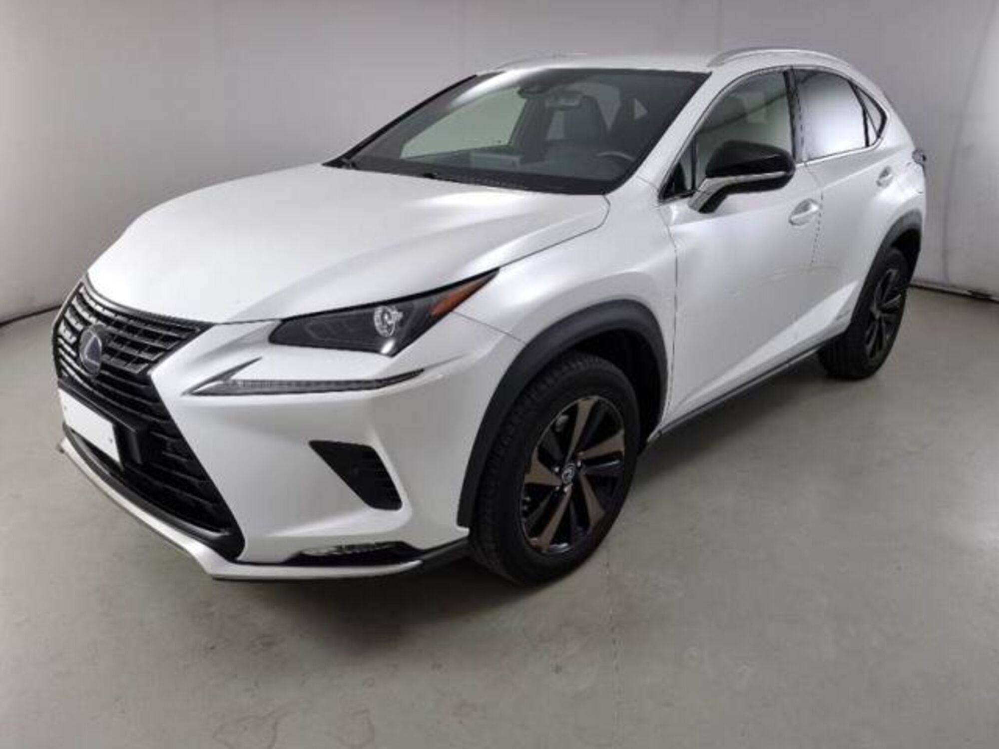 Lexus NX Hybrid 4WD Premium  del 2021 usata a Parma