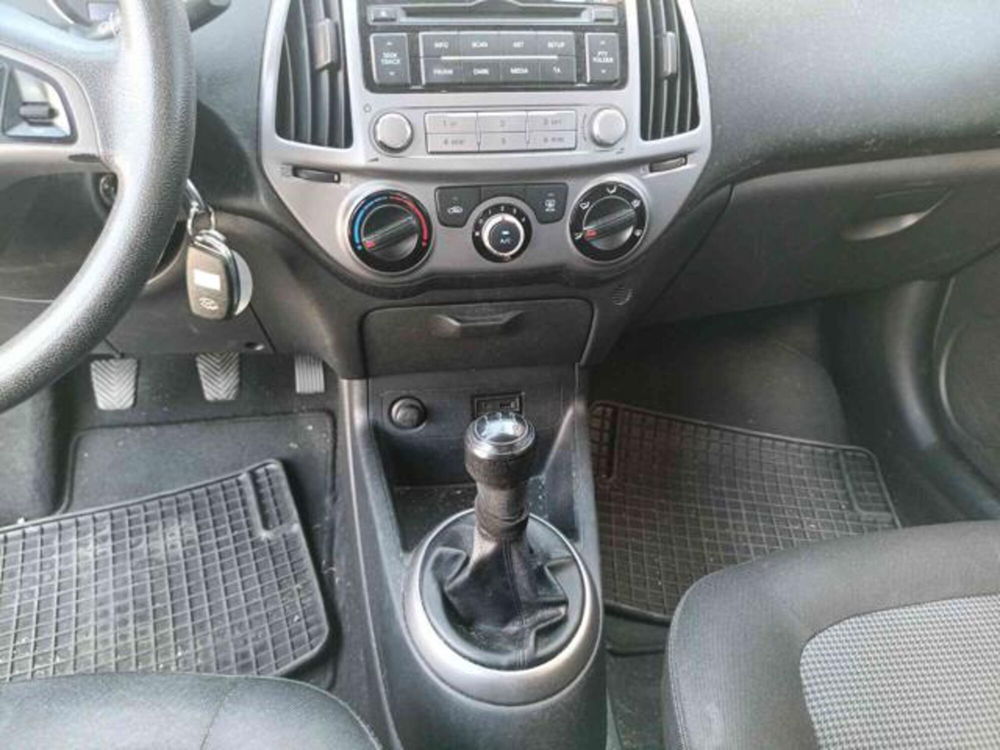 Hyundai i20 usata a Ancona (16)